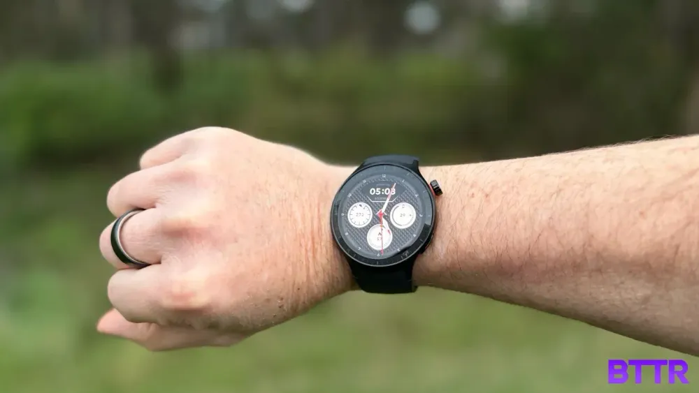 Motorola moto watch review: Epic battery with limited software