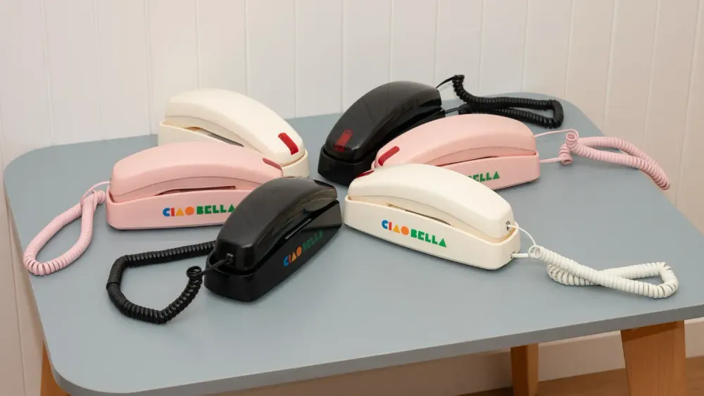 The Ciao Bella phone lets your kid call their besties without a screen in sight