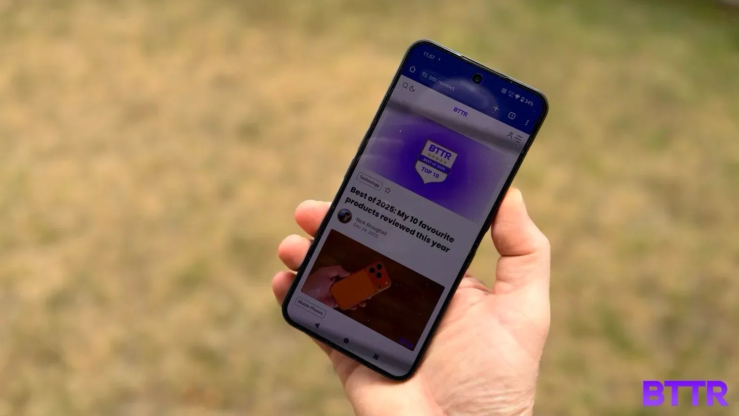 Browsing BTTR.reviews on the Nothing Phone (3)