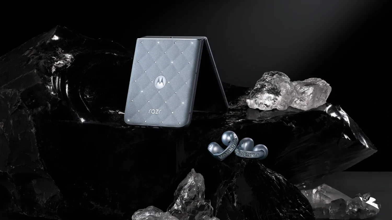Motorola teams up with Swarovski to bedazzle the RAZR 60 and new Buds Loop