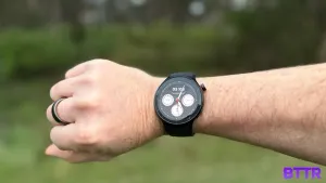 Motorola moto watch review: Epic battery with limited software