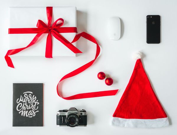 Agent Advice: Letting go of Christmas card anxiety