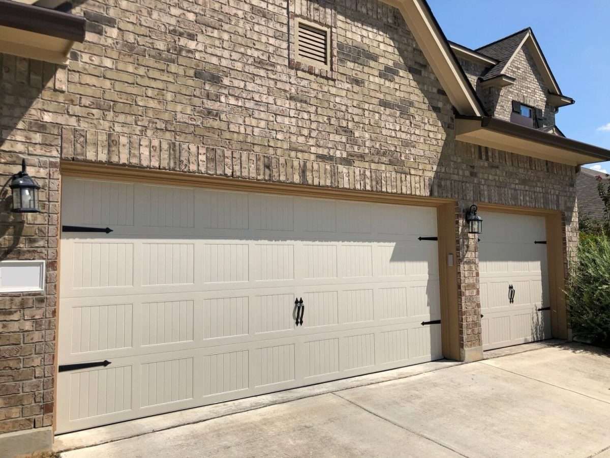 The Complete Guide to Residential Garage Door Sizes
