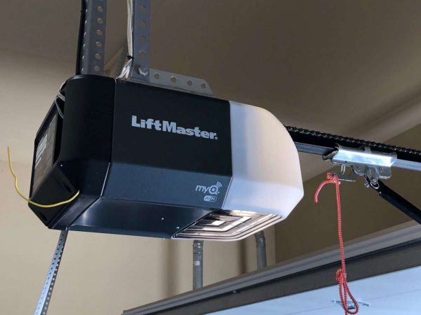 LiftMaster 8160W and 81600 Garage Door Opener Review