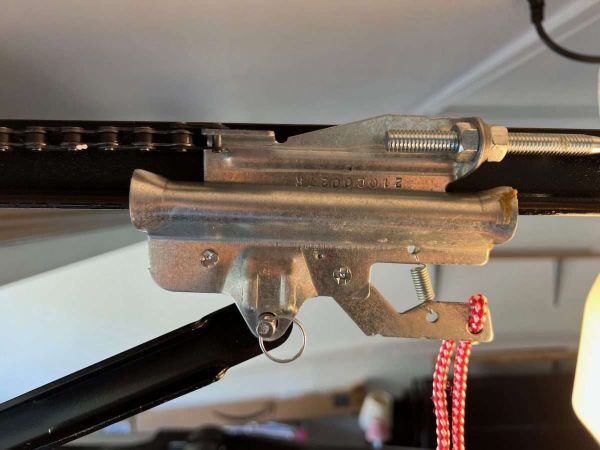 How To Connect a Stuck Garage Door Trolley Not Catching