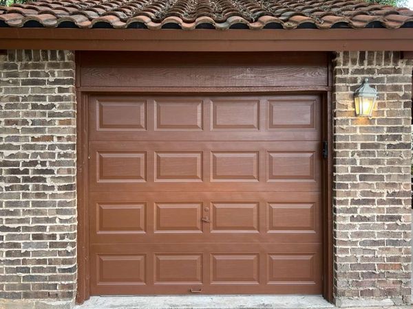 How to Secure a Garage Door