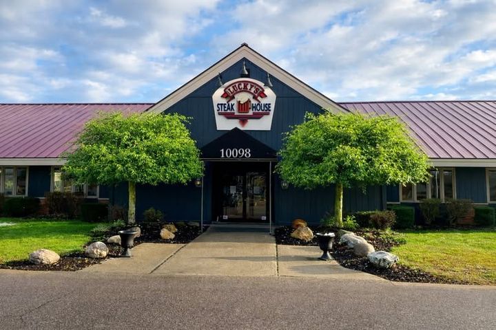 MLive reports Health Department Shuts Down Lucky’s Steakhouse in Davison