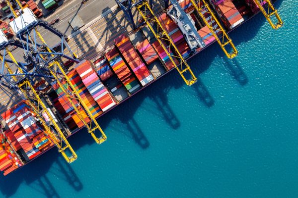 Import by Air vs Sea: Cost, Time & Documentation Compared (Practical Guide for Indian Importers)