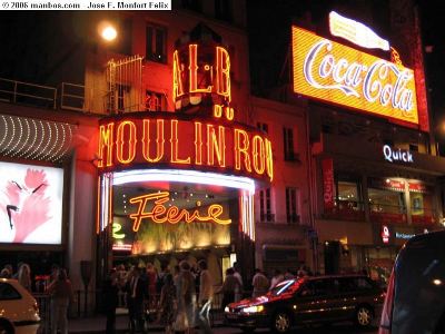 MOULIN ROUGE