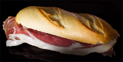 Bocadillo_jamon_Iberico_Catering_Donostia_San_sebastian_Guipuzcoa_Gipuzkoa_AzDUXM