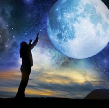 Realiza-tu-ritual-con-la-Luna-Azul-e1346356537613