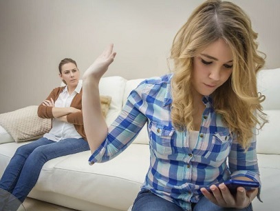 A LA ESCALERA DE LAS EDADES