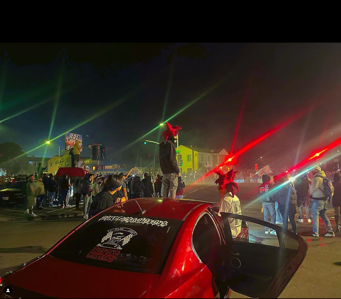 Early morning sideshow wakes neighbors as police work to disperse crowd