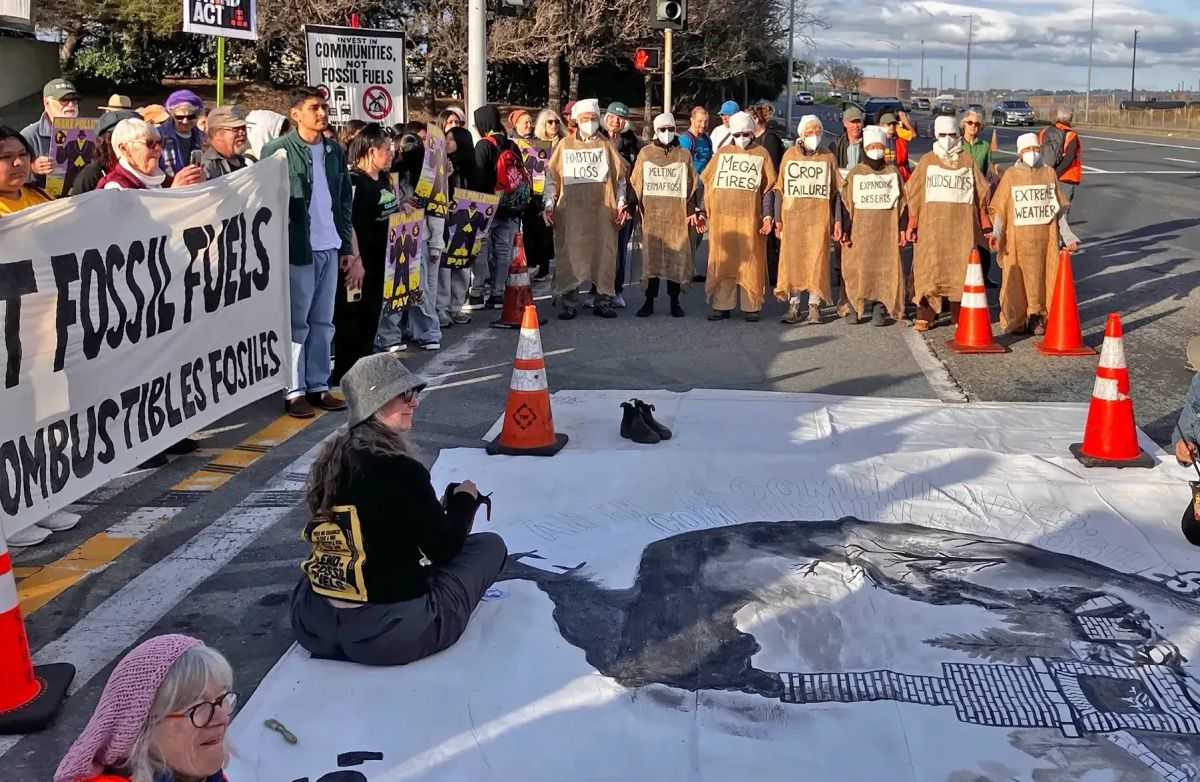 On the agenda: ‘Polluters Pay’ climate bill, flood defense pitch