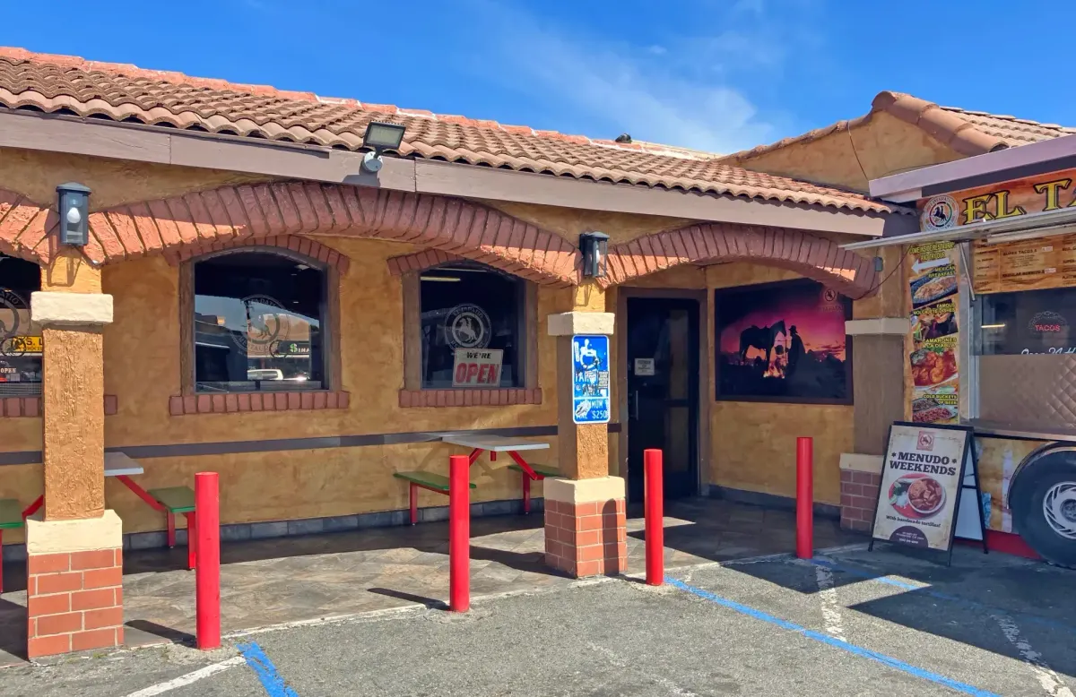 On the Richmond Burrito Trail: El Tapatio, the inside job