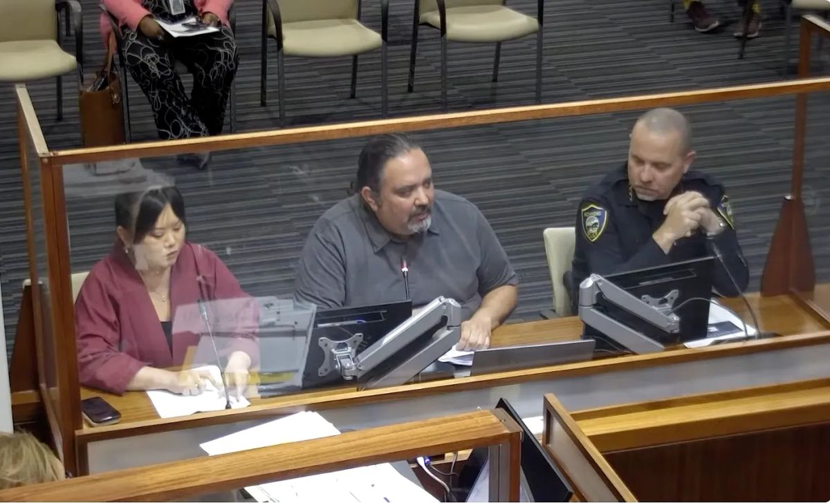 City council reviews immigrant protections, forms ad hoc committee