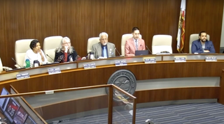 Richmond City Council approves temporary smoke shop moratorium
