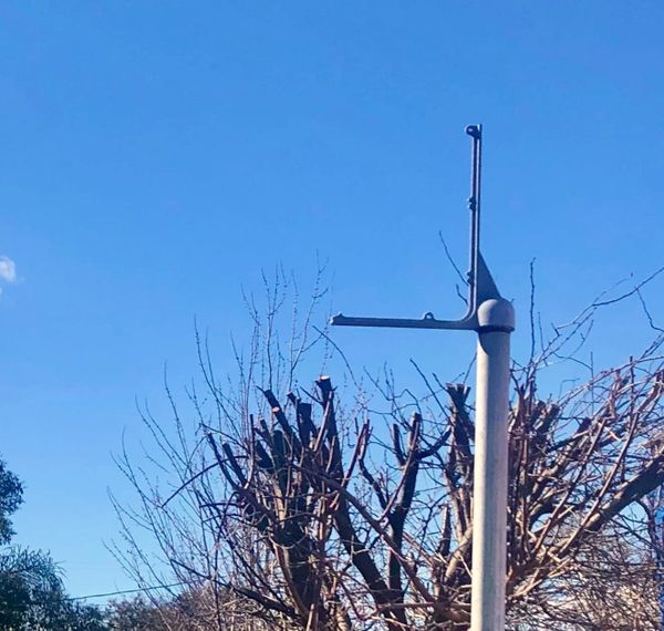 Council approves new no-parking signs ahead of street sweep restart