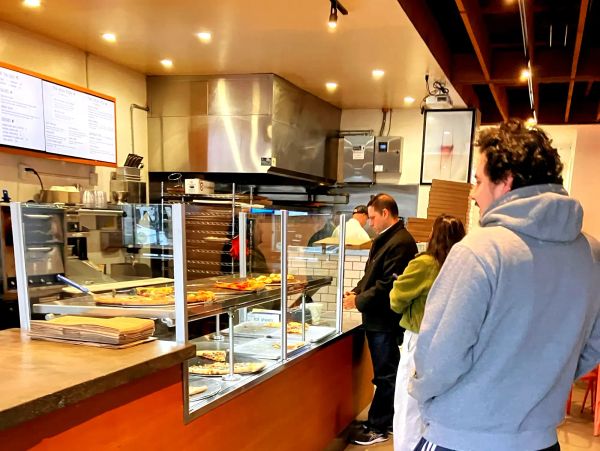 On the Richmond Pizza Trail: The Point’s Raymond's Pizzeria