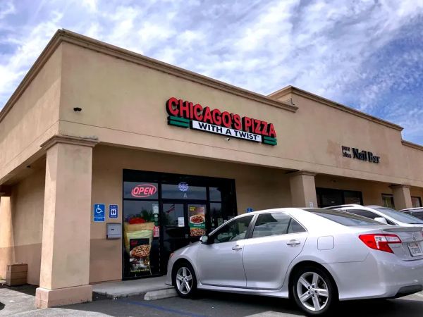 On the Richmond Pizza Trail: Tradition gets a tandoori makeover at Pizza Twist