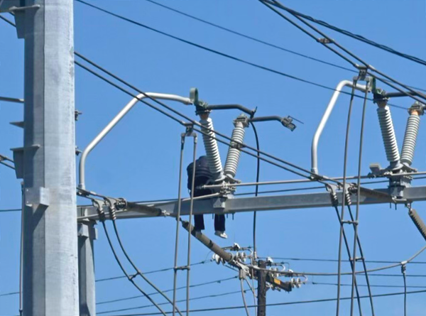 Man perched on PG&E equipment since Tuesday morning