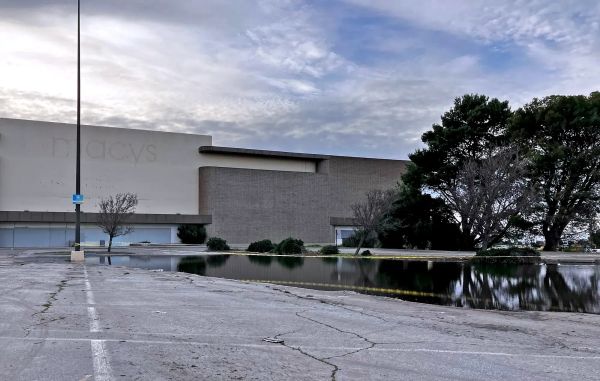 On the agenda: Hilltop Mall redevelopment and police communication overhaul