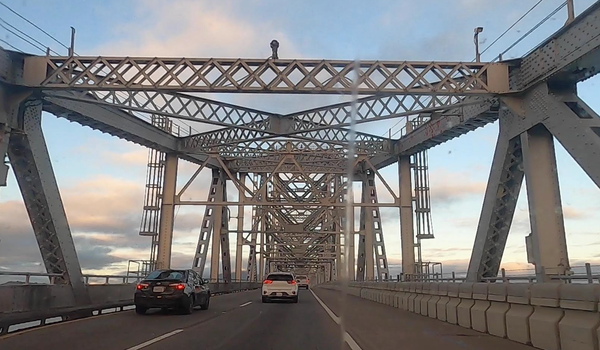 Richmond-San Rafael Bridge restores emergency lane after six-year absence