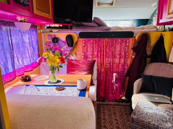 Does This RV Make Me Look Gay?