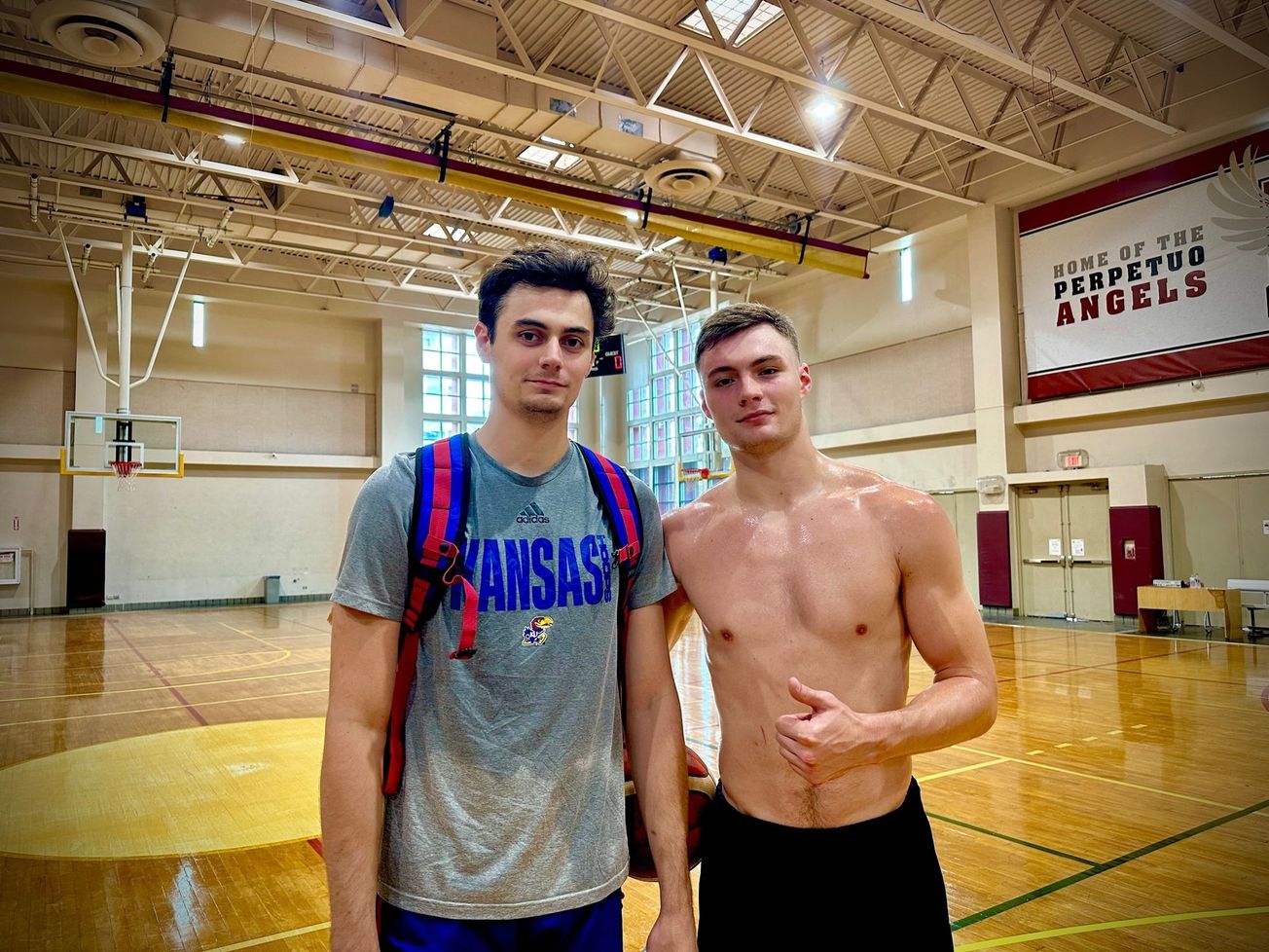 Braun Brothers share unique bond and championship dreams with Jayhawks