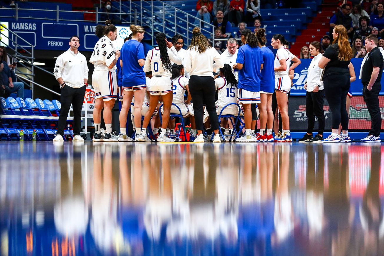 Photo Gallery: KU women fall to WVU in Big 12 Conference opener