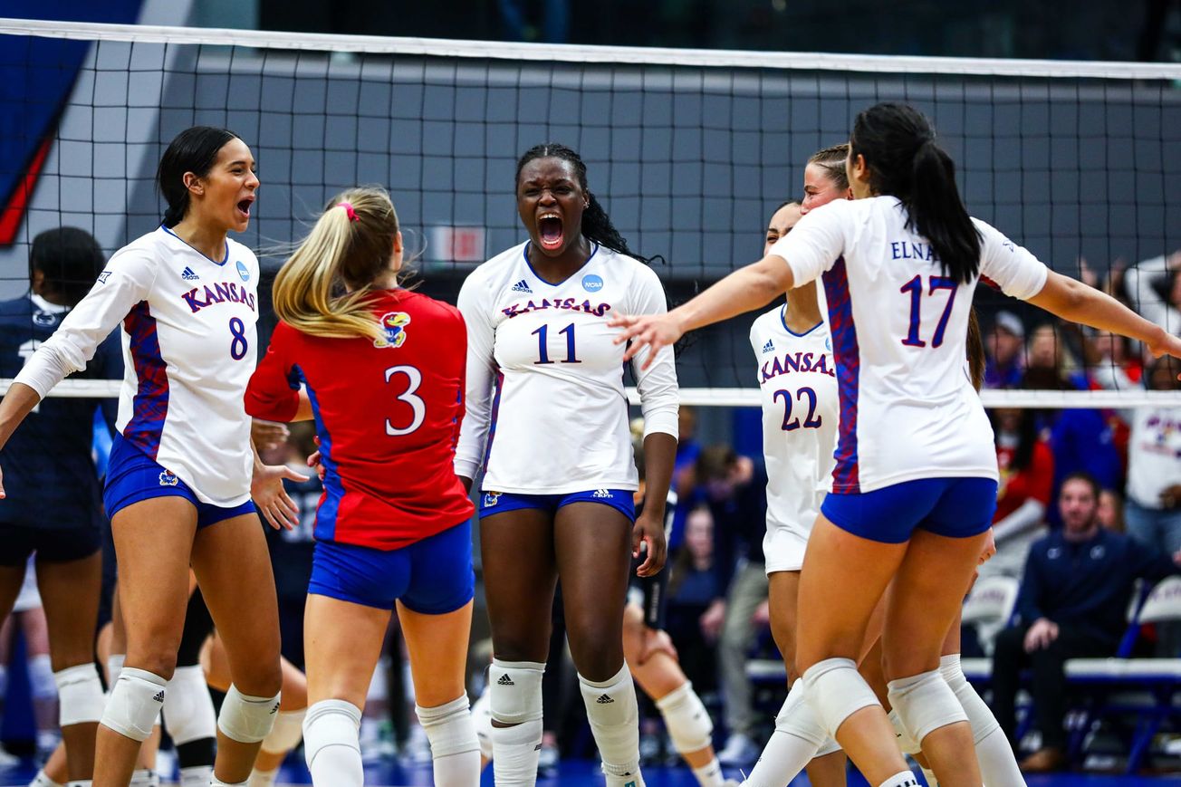 Photo Gallery: KU volleyball falls to Penn State in 5-set heartbreaker