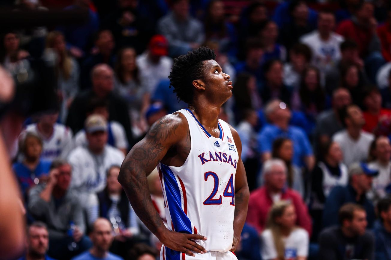 Tonight's biggest key for Kansas vs. Cincinnati at Big 12 tournament