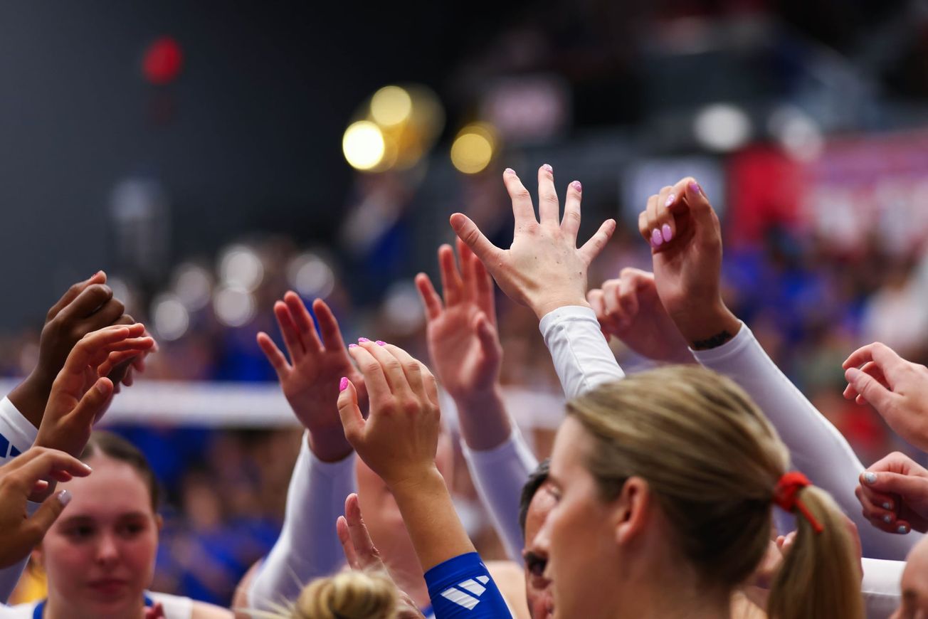 No. 11 Jayhawks reach highest ranking in AVCA poll since 2017