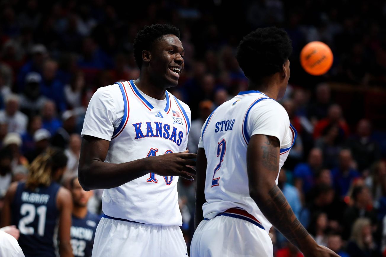 Flory Bidunga starts vs. K-State