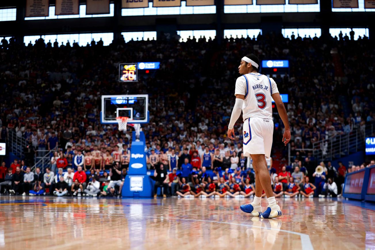 Photo Gallery: Jayhawks fall to Red Raiders