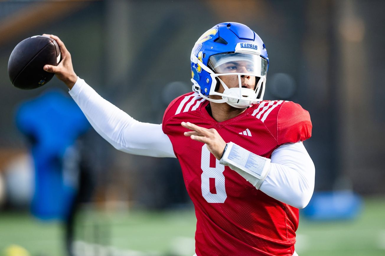 Jayhawks name 'Zeke' their starter