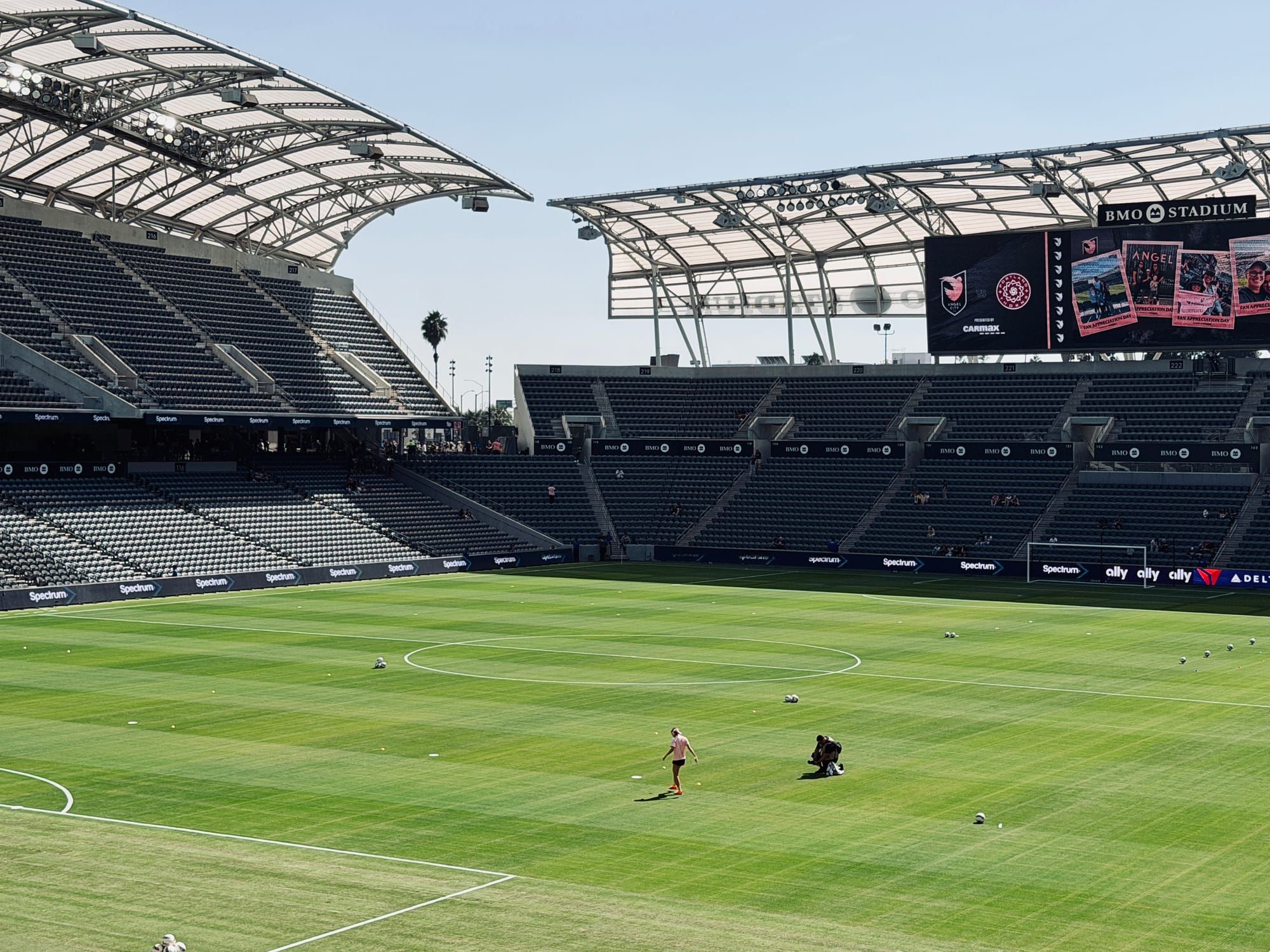 A tiered list of 2025's 14 NWSL stadiums