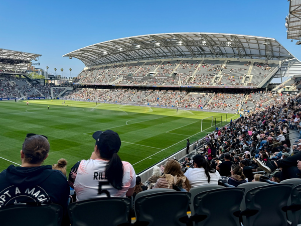 A fan’s guide to the ultimate matchday experience at an NWSL stadium