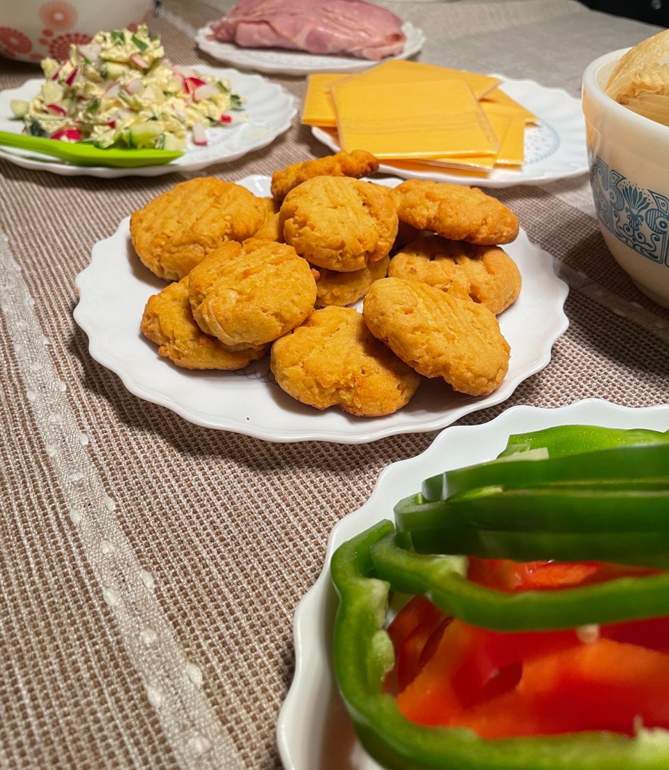 CHRISTMAS TOY COMMUNITY BAKE-OFF: WEEK 1 RESULTS