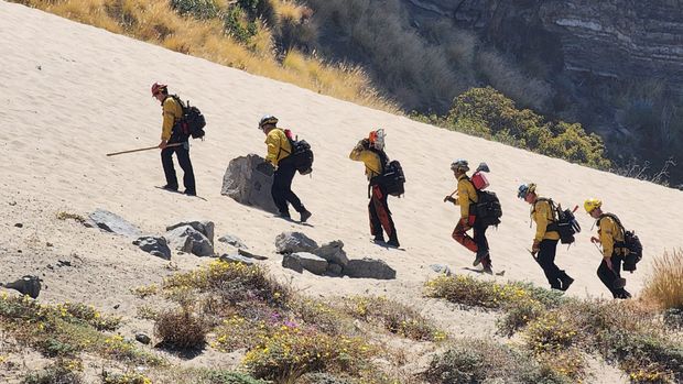 Where Engines Can’t Go, Hand Crews Rise: Training for the Peaks of Fire Season