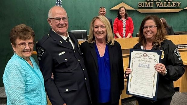 He’s Nearly 90 and Logs 500 Hours for Police: Meet Simi Valley’s Volunteer of the Year