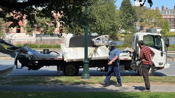 Kraft drops out; councilors want to bring triple deckers back