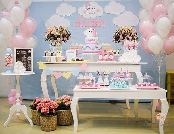 Chá de bebê nuvem: fofura em dobro para a festa