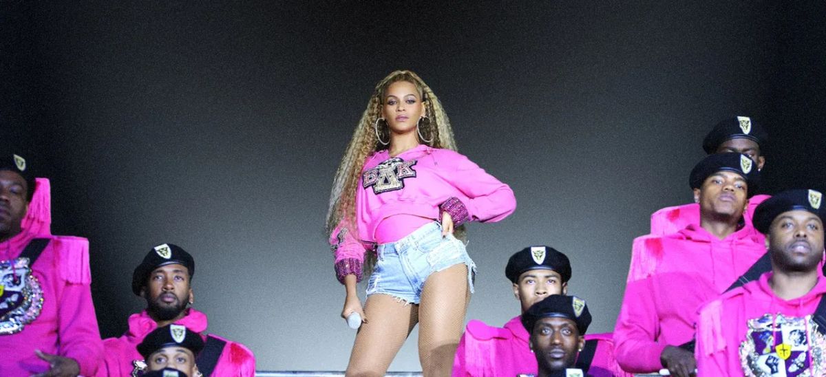 What Would Beyoncé Do? How Bey Inspired Me To Wear Blonde Hair Extensions - And Trust My Own Gut