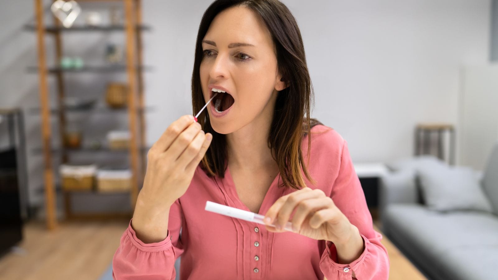 Meet je cortisol via een speekseltest