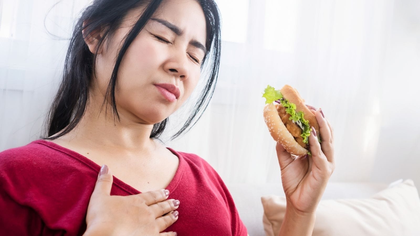 Een branden gevoel achter het borstbeen is vaak reflux.
