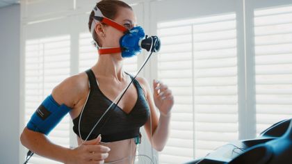Honderd is het nieuwe negentig: wat de VO2max van topsporters ons echt vertelt