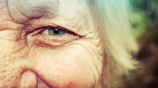 De tijd: onze grootste vijand? Veroudering, wetenschap en de zoektocht naar het geheim van eeuwige jeugd
