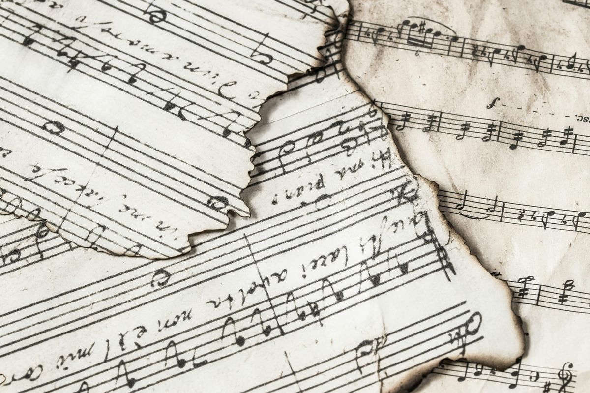 Exploring Musical Frequencies: The 12-Tone Equal Temperament and Modern Tuning Systems