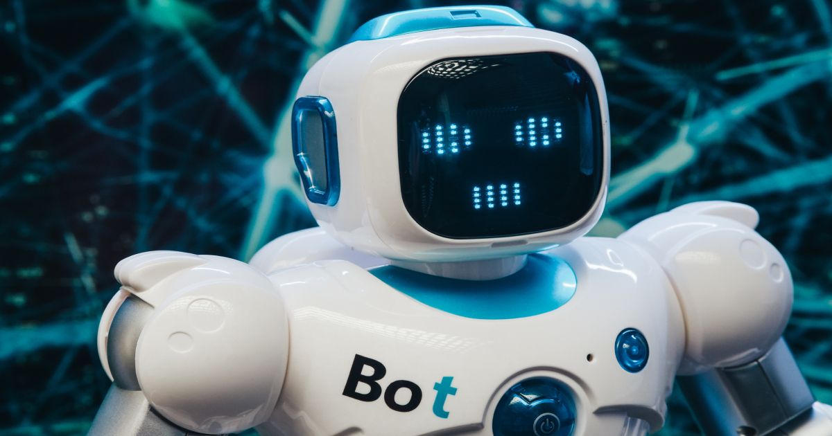 Cosmico - Personalization through Artificial Intelligence